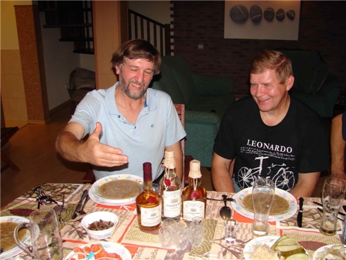 p0000004.jpg (166020 bytes)