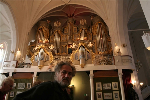 p0000055.jpg (144649 bytes)